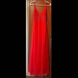 FASHION NOVA MAXI DRESS